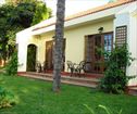 Casta Diva, Akasia Accommodation