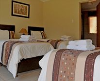 Waterbuck Chalet - Lionsrock  Game Lodge
