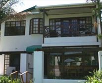 Malachite Room - Crane's Nest Guest House
