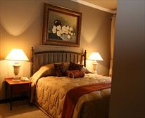 Bedroom - Centurion Hotel
