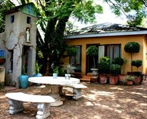 Frontal View - Hampton House Guest House