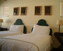  - Carins Guest House
