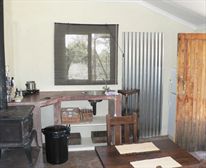 Cottage Kitchen - Bee Tree Cottage