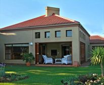 Picture 3/7 - Aquila House