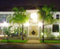 Boutique Hotel Front View - Cocomo Boutique Hotel  And Conference Centre