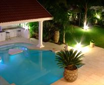 Bahamas en-suite bathroom - Cocomo Boutique Hotel  And Conference Centre