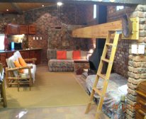 Picture 4/10 - Jay's Boma Hideaway