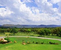  - Three Oaks and an Aloe Boutique Hotel