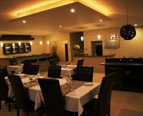  - Three Oaks and an Aloe Boutique Hotel