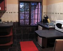 Rhino Suite /kitchenette - Dinkwe Guest House