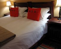 Rhino Suite - Dinkwe Guest House