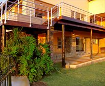 Lodge view of patio and upper deck - Country Park