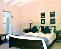  - House on York Guest House