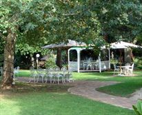  - Fabz Estate Hotel 