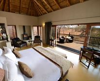  - Etali Safari Lodge