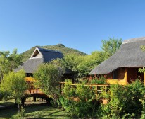 Picture 4/10 - Tau Game Lodge