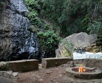 Boma - Waterfall Safari Lodge 