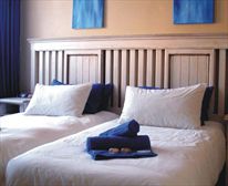 Zorba The Greek Room. - El Gran Chaparral Guest House