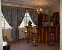 Bar. - El Gran Chaparral Guest House
