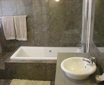  - Silverstone Guest House