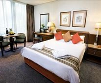  - Saint George Hotel