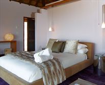  - Mhondoro Game  Lodge
