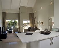 Lounge - 1 Bedroom Luxury Apartment in Sandton/Parktown North