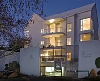 Outside - 1 Bedroom Luxury Apartment in Sandton/Parktown North