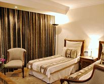  - Norscot Manor Guest Lodge