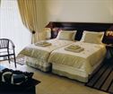 The Falling Feather Inn Guest House, Val de Grace Accommodation